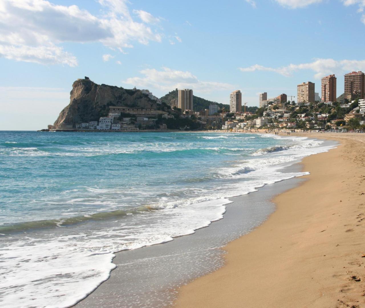 Fmm Apartamentos La Nucia Benidorm Holidays Apartments 外观 照片